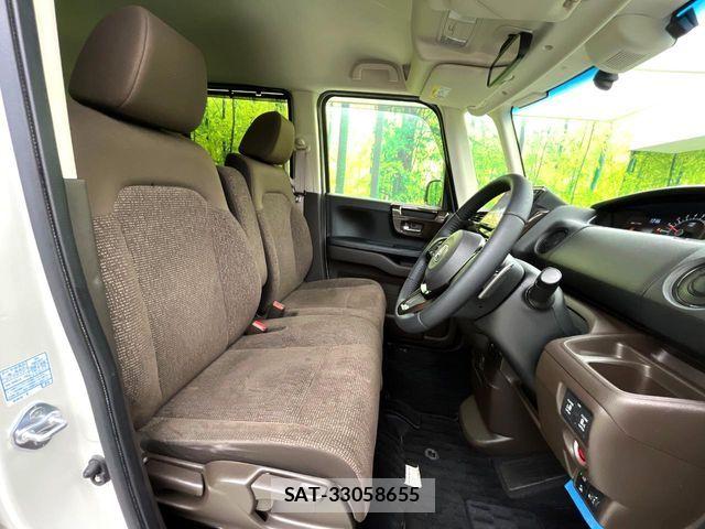 Honda N BOX 2022-02 8131449-7