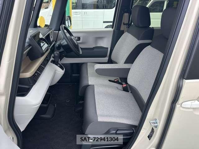 Honda N BOX 2025-02 8131421-4