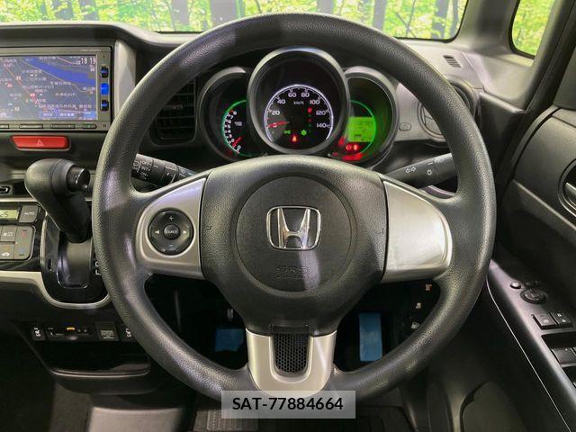 Honda N BOX 2016-11 8131468-12