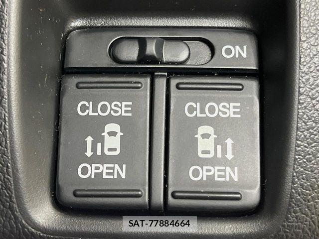 Honda N BOX 2016-11 8131468-4