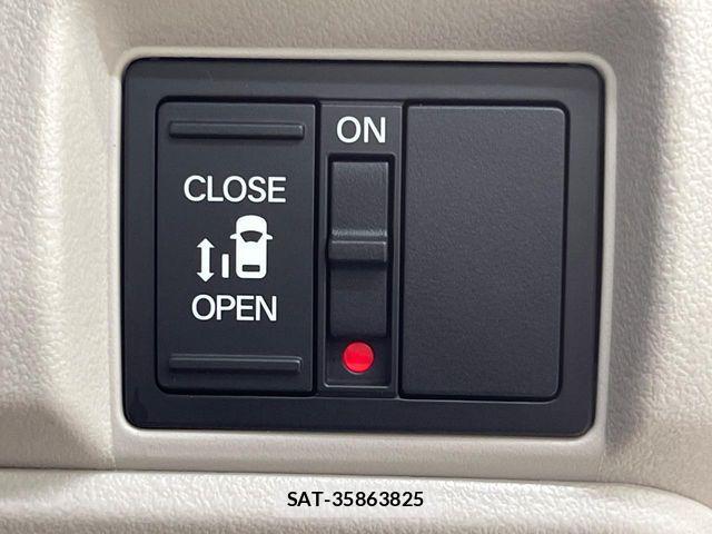 Honda N BOX 2026-06 8131426-6