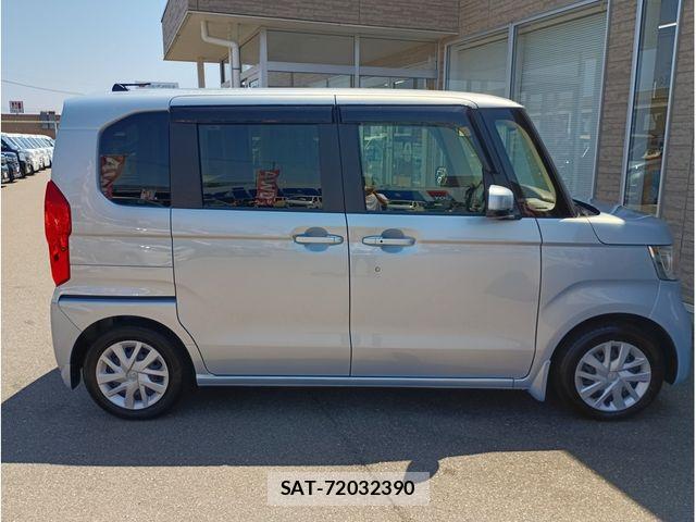 Honda N BOX 2019-07 8131470-2