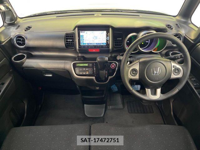 Honda N BOX 2015-03 8131461-1