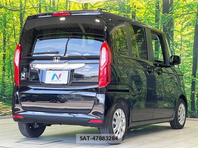 Honda N BOX 2022-05 8131429-16