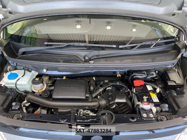Honda N BOX 2022-05 8131429-17