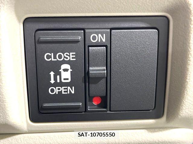 Honda N BOX 2026-06 8131446-2