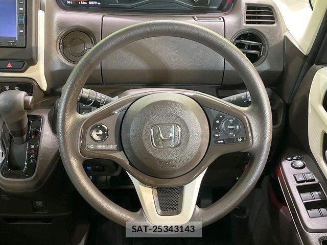 Honda N BOX 2023-03 8131450-16