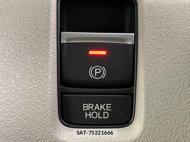 Honda N BOX 2026-06 8146240-5