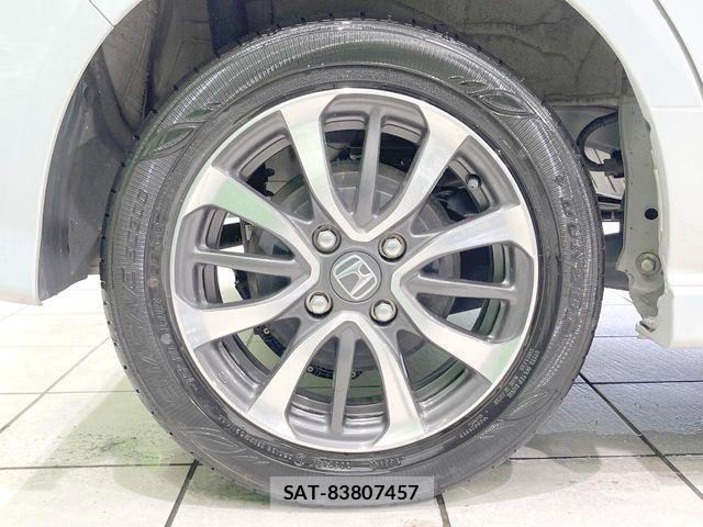 Honda N BOX 2024-04 8146237-12