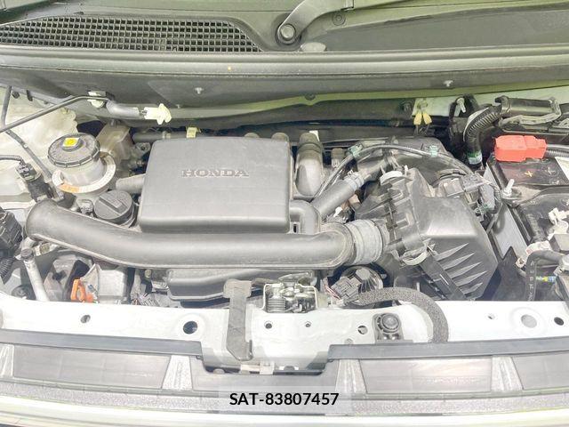 Honda N BOX 2024-04 8146237-17