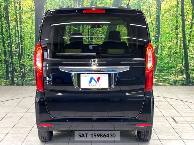 Honda N BOX 2021-12 8146245-14
