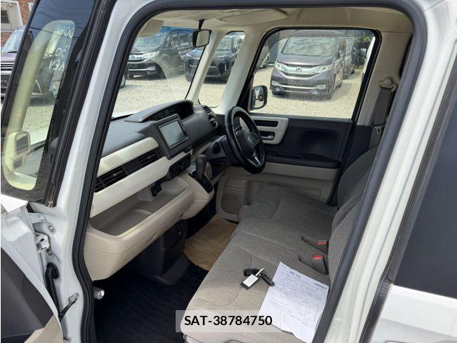Honda N BOX 2020-11 8146260-19
