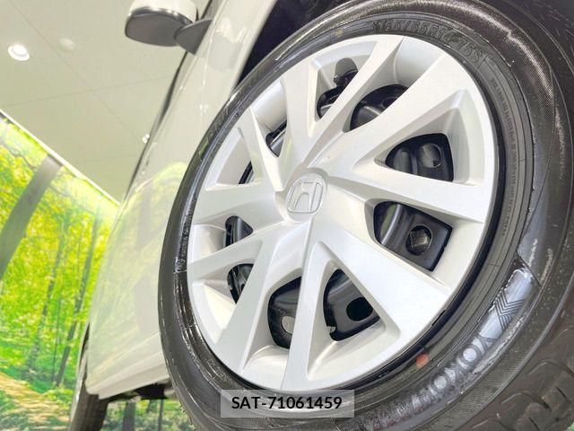 Honda N BOX 2026-06 8146238-12