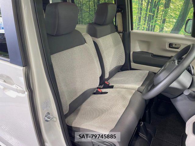 Honda N BOX 2025-08 8146236-7