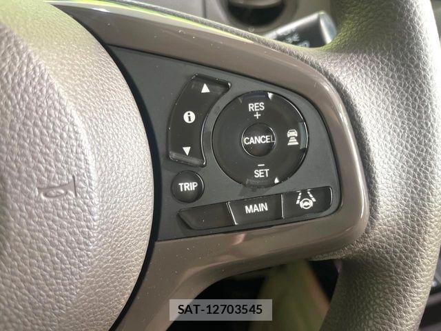 Honda N BOX 2017-11 8146249-5