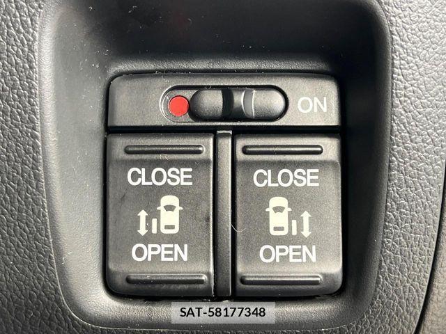 Honda N BOX 2015-08 8146253-4