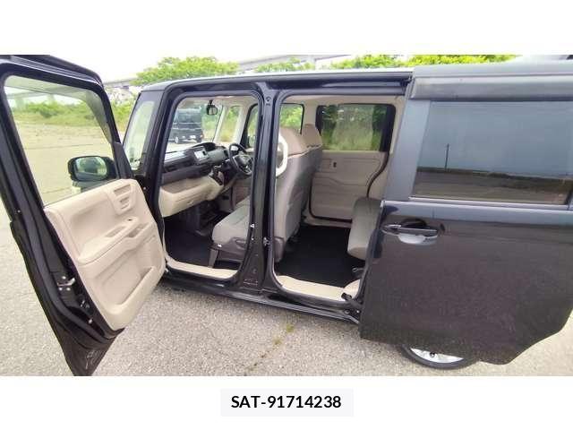 Honda N BOX 2017-12 8158872-9