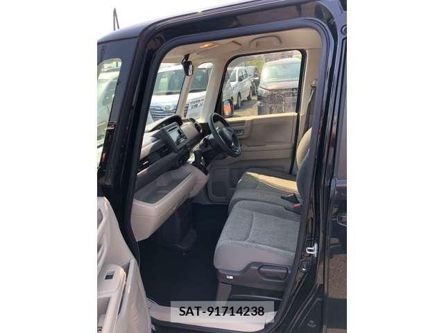 Honda N BOX 2017-12 8158872-17
