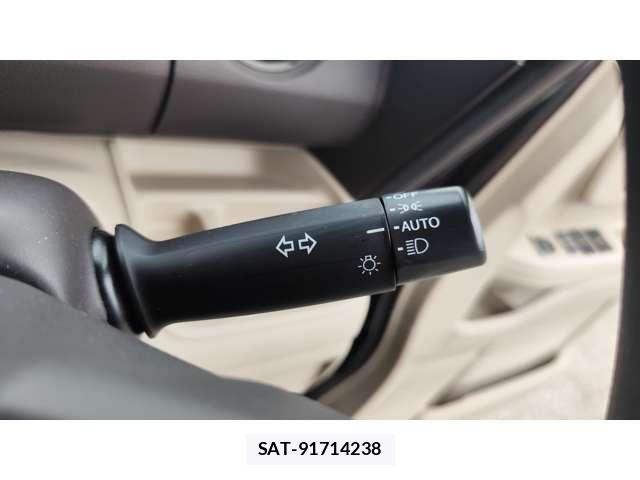 Honda N BOX 2017-12 8158872-23