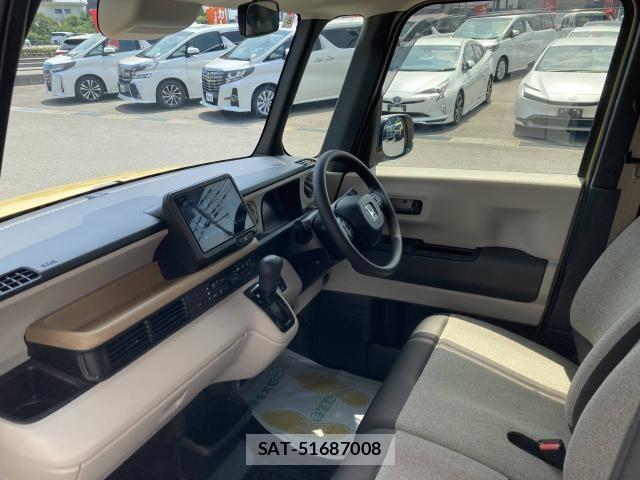 Honda N BOX 2024-06 8158868-21