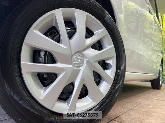 Honda N BOX 2026-05 8158867-12