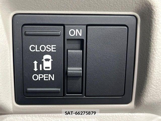 Honda N BOX 2026-05 8158867-3