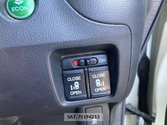 Honda N BOX 2013-11 8158882-11