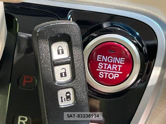 Honda N BOX 2014-03 8208997-5