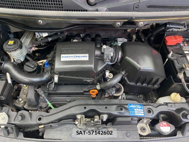 Honda N BOX 2015-02 8208977-17