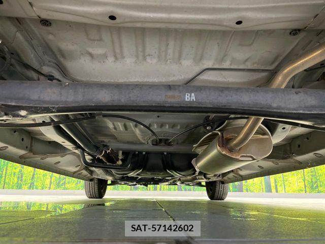 Honda N BOX 2015-02 8208977-18
