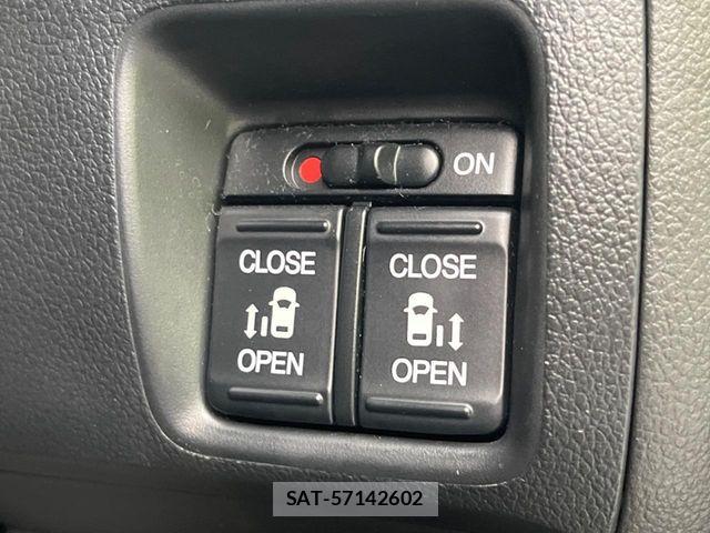 Honda N BOX 2015-02 8208977-2