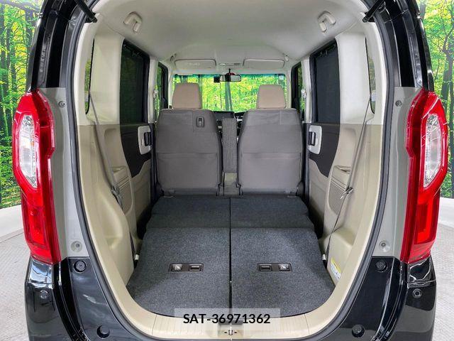 Honda N BOX 2018-05 8208975-10