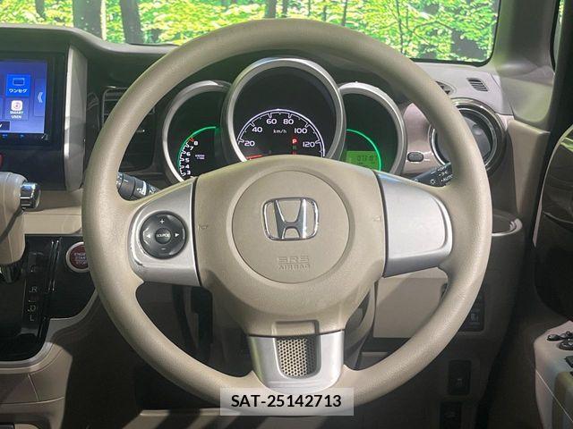 Honda N BOX 2014-05 8208983-11