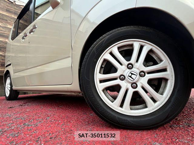 Honda N BOX 2016-03 8208969-26