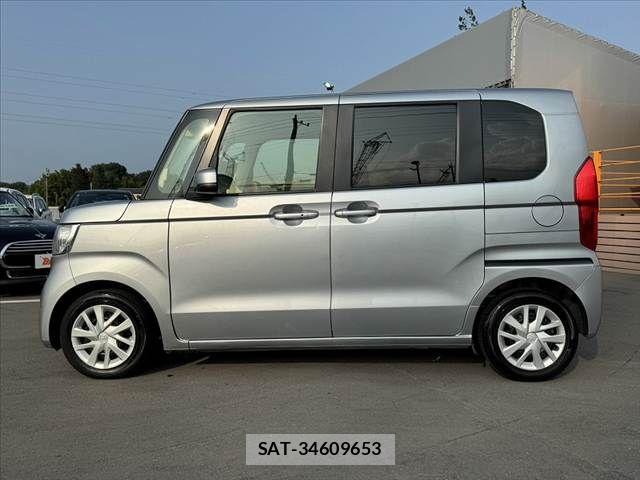 Honda N BOX 2022-07 8208973-10