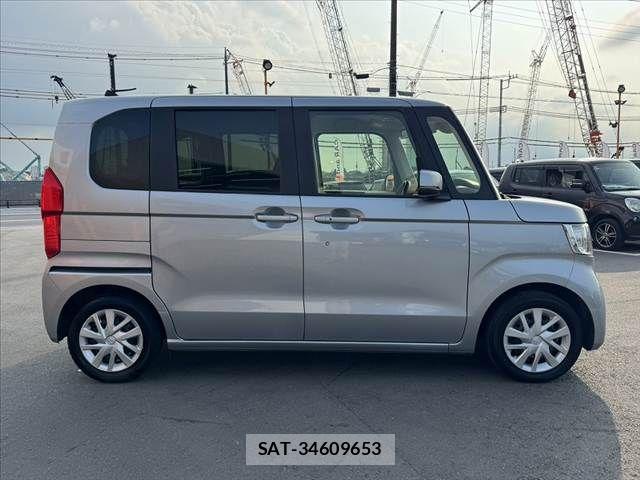 Honda N BOX 2022-07 8208973-11