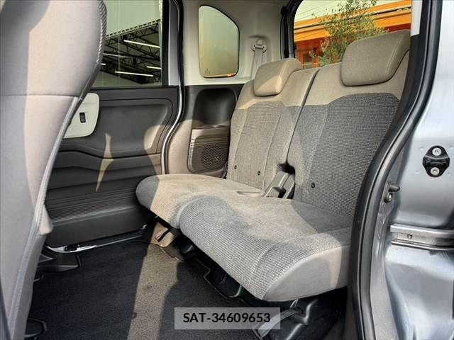 Honda N BOX 2022-07 8208973-17