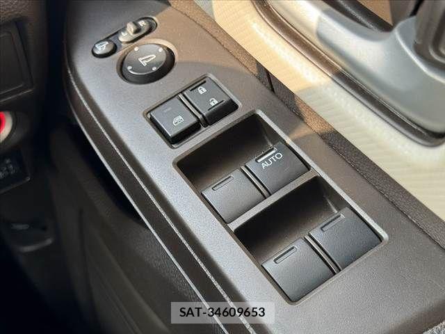Honda N BOX 2022-07 8208973-24
