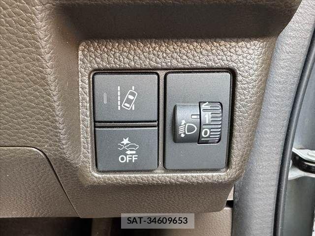 Honda N BOX 2022-07 8208973-25