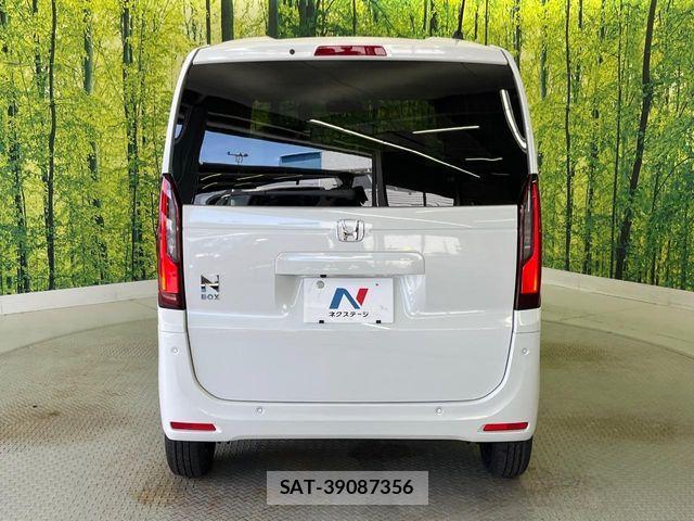 Honda N BOX 2026-06 8208930-15