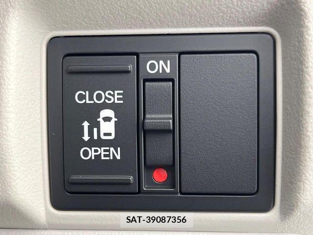 Honda N BOX 2026-06 8208930-5