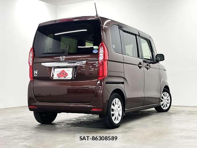 Honda N BOX 2018-06 8208959-2