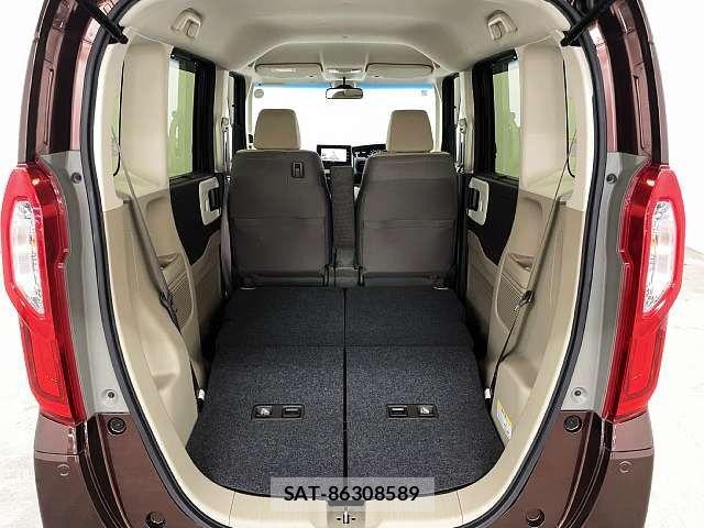 Honda N BOX 2018-06 8208959-6