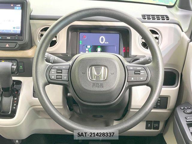 Honda N BOX 2026-02 8208912-10
