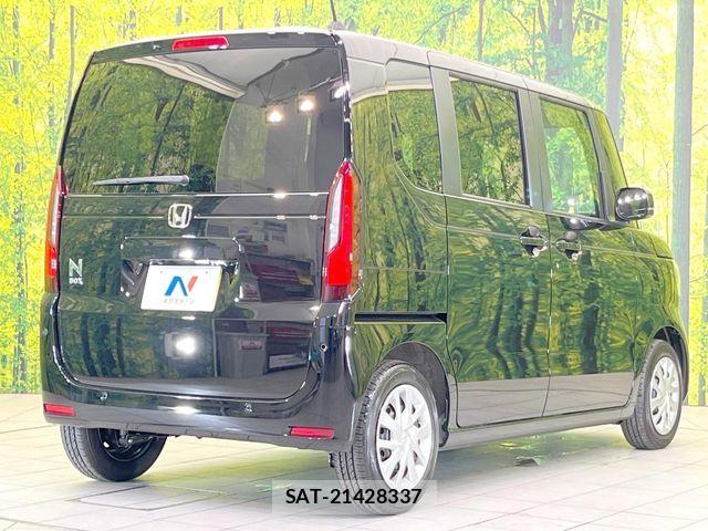Honda N BOX 2026-02 8208912-16