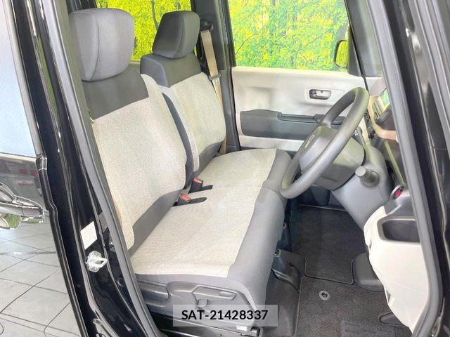 Honda N BOX 2026-02 8208912-7