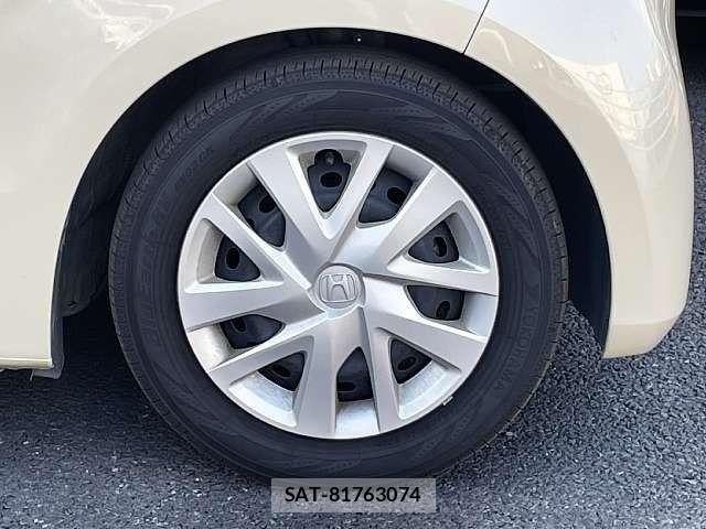 Honda N BOX 2020-04 8208943-3