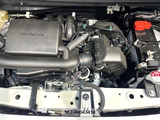 Honda N BOX 2026-06 8208906-17