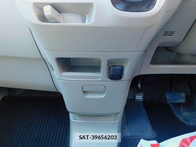 Honda N BOX 2013-01 8208999-18