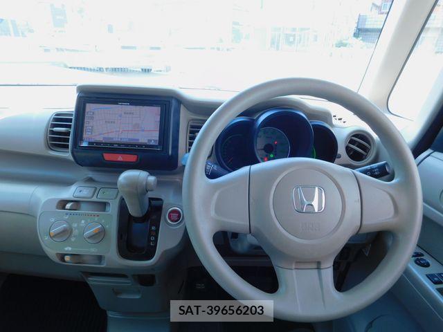 Honda N BOX 2013-01 8208999-1